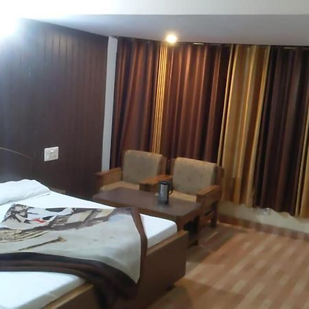 Hotel Raj Deluxe Haridwar Luaran gambar